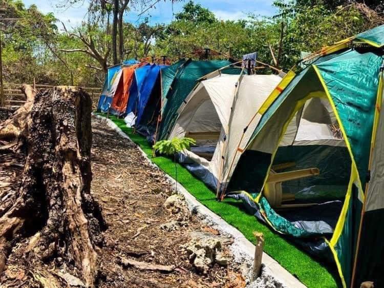 Campsarap Hostel & Resort Valencia  ภายนอก รูปภาพ