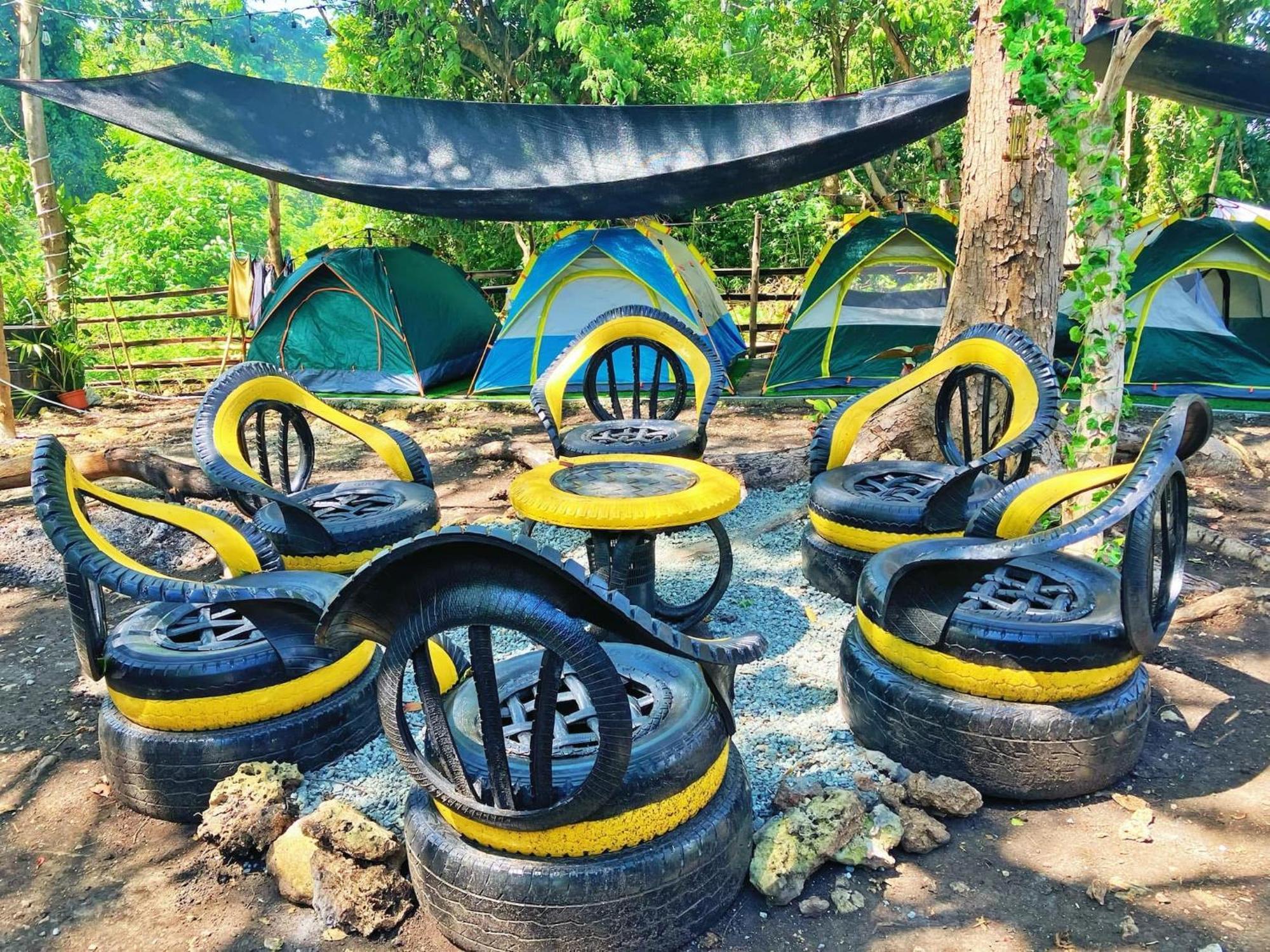 Campsarap Hostel & Resort Valencia  ภายนอก รูปภาพ