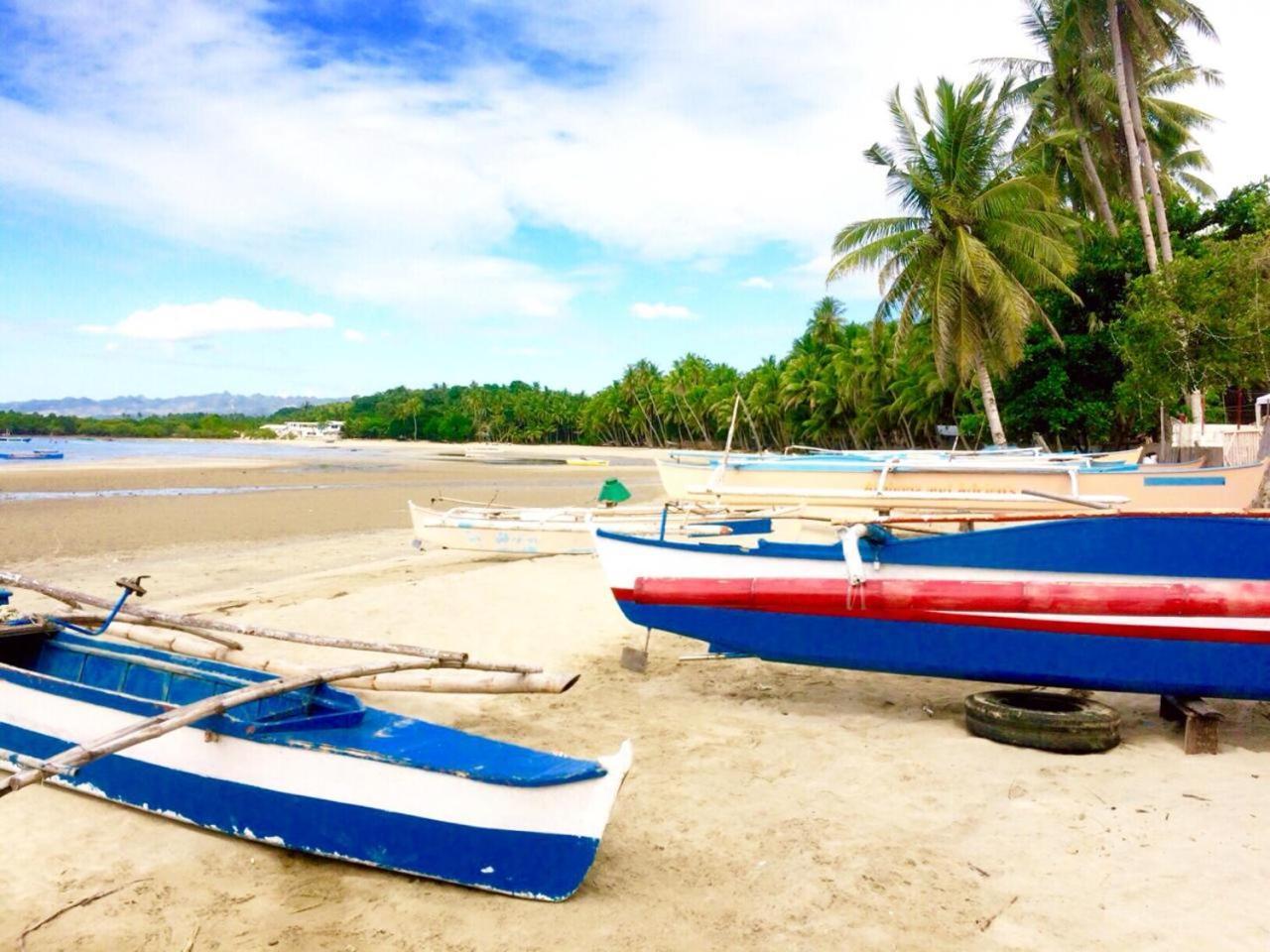 Campsarap Hostel & Resort Valencia  ภายนอก รูปภาพ